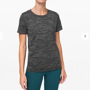 Swiftly Relaxed Short Sleeve